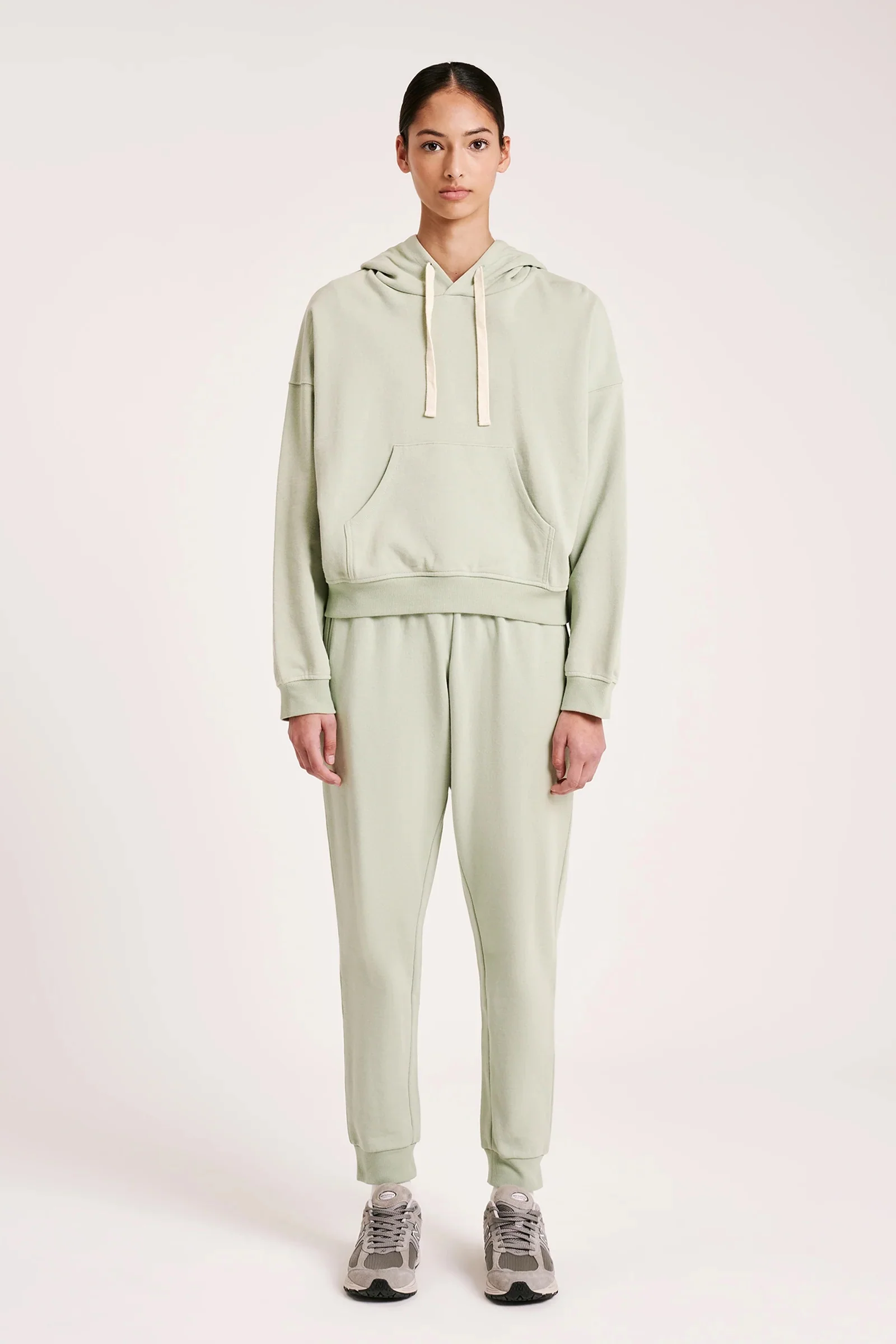 Amari Hoodie Pistashio - Image 3