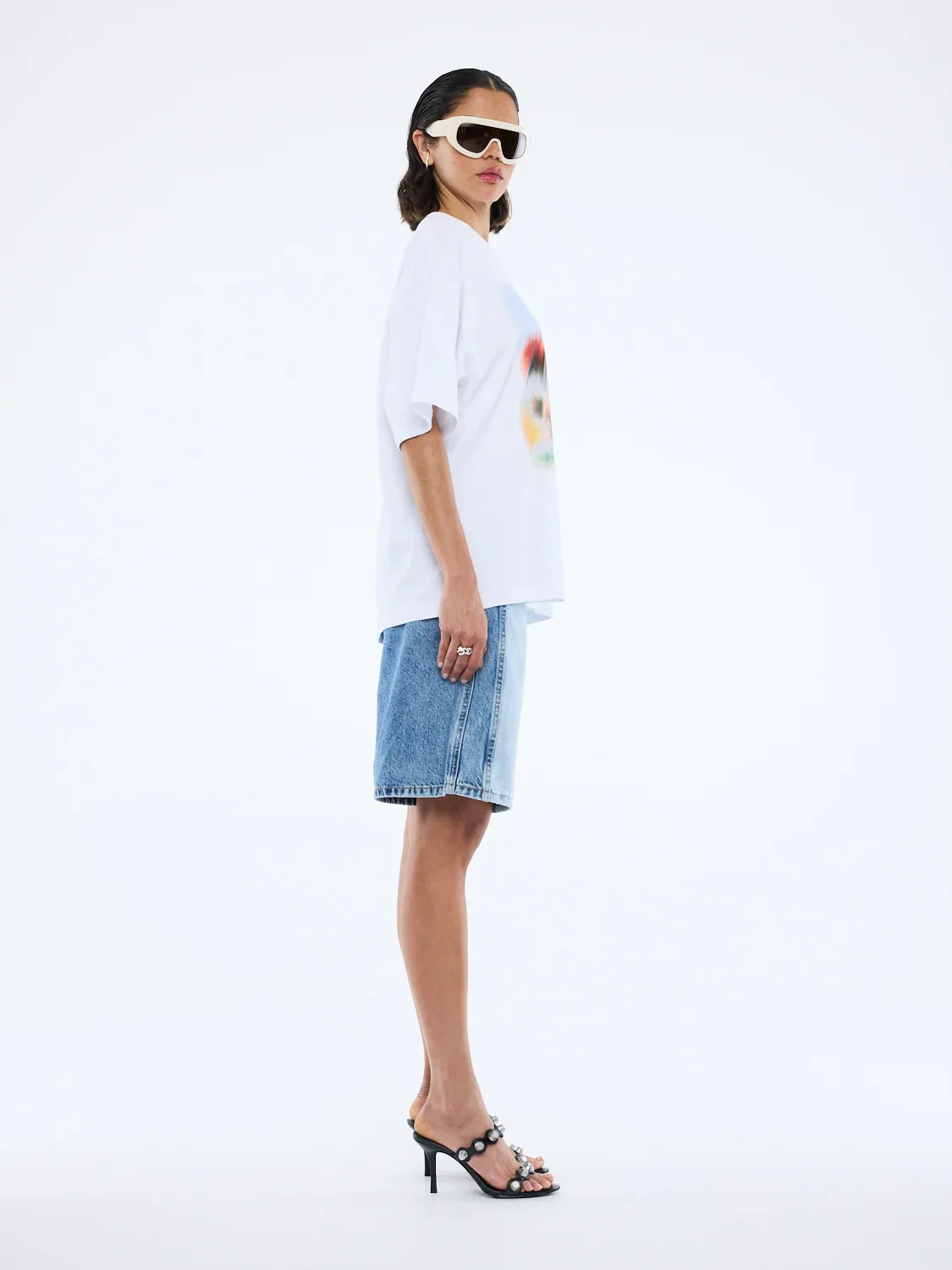 Blurred Daisy Frame Tee WHITE - Image 3