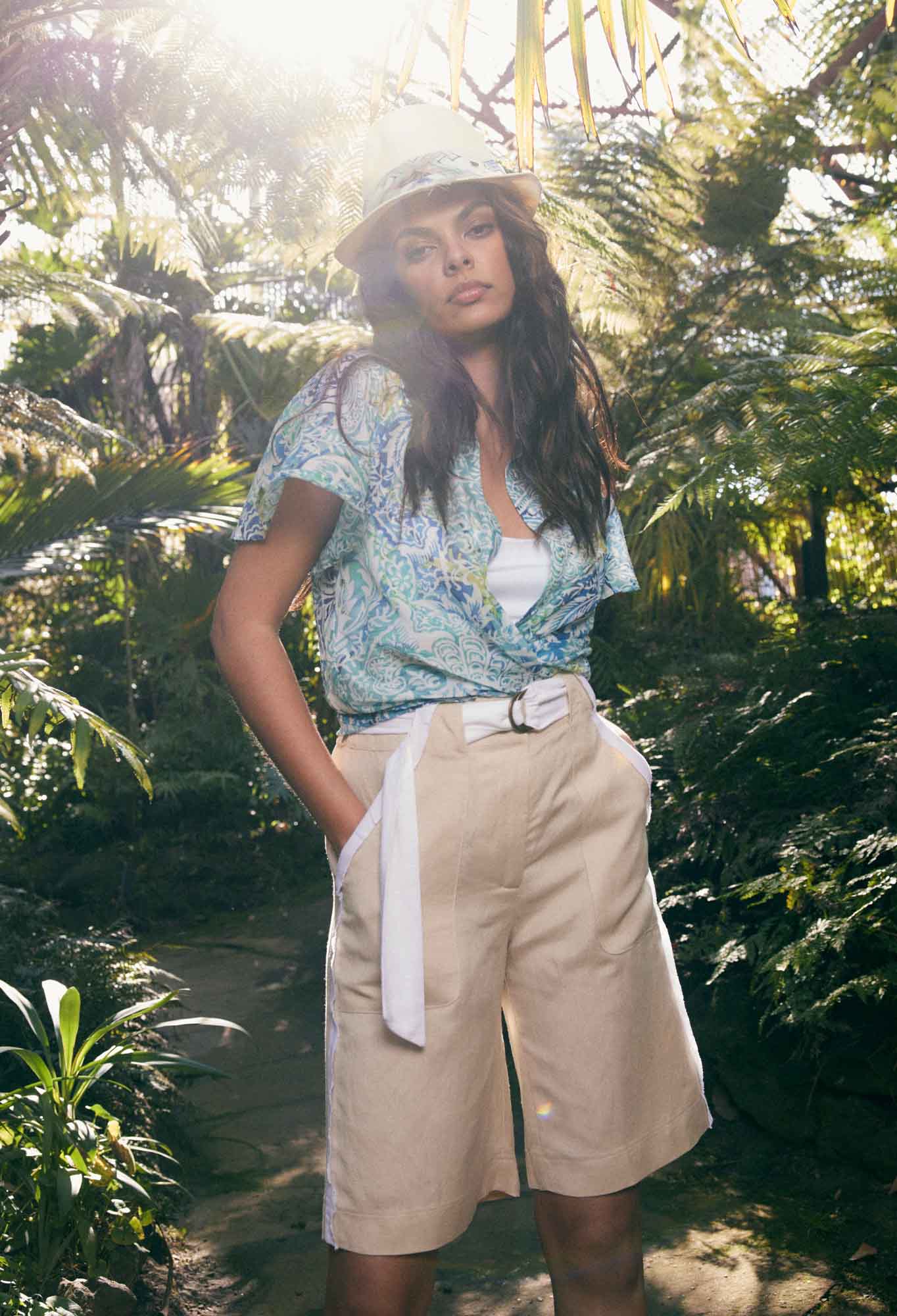 Elysian Linen / Viscose Shorts in Linen - Image 6