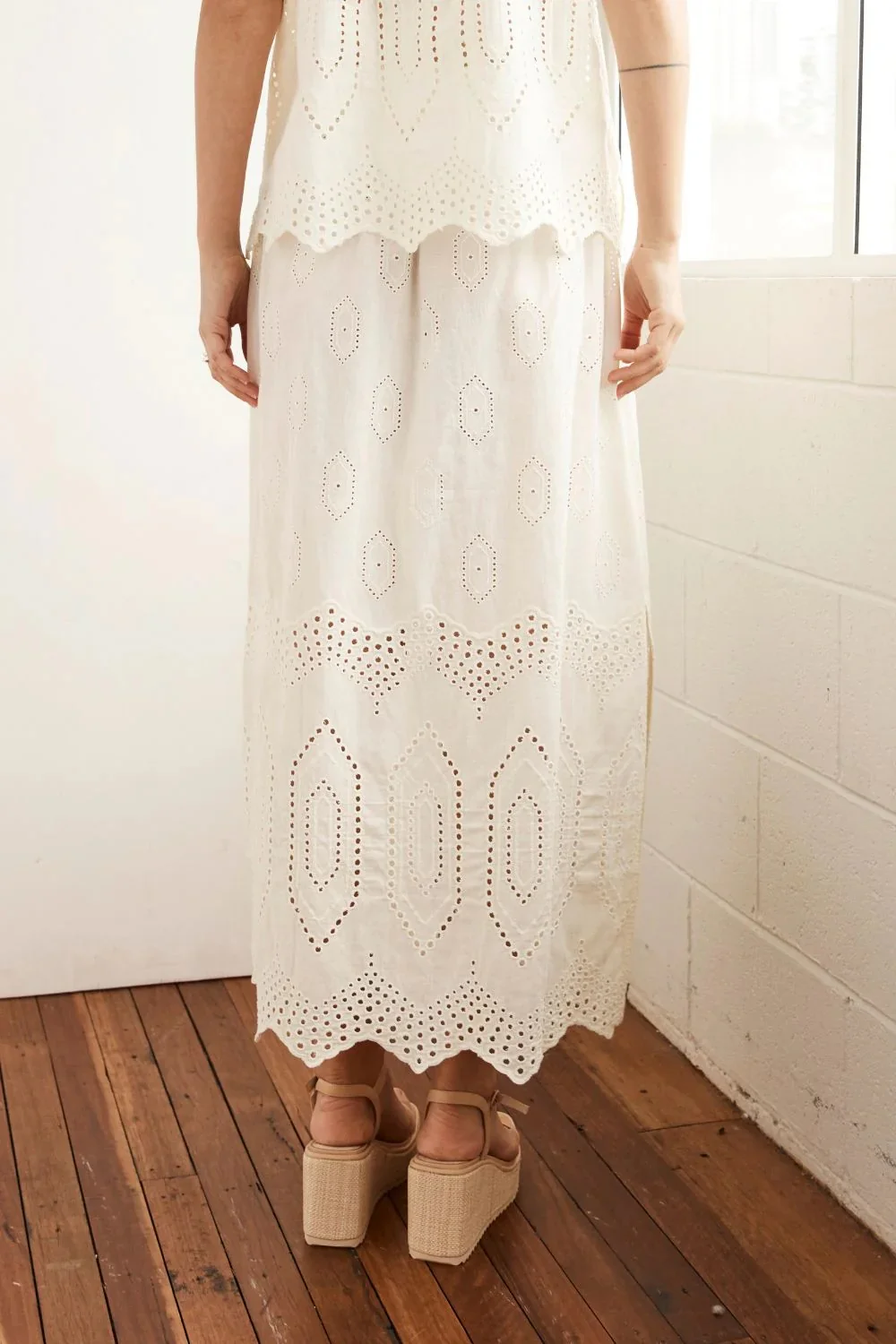 Fond Skirt CREAM BRODERIE - Image 5