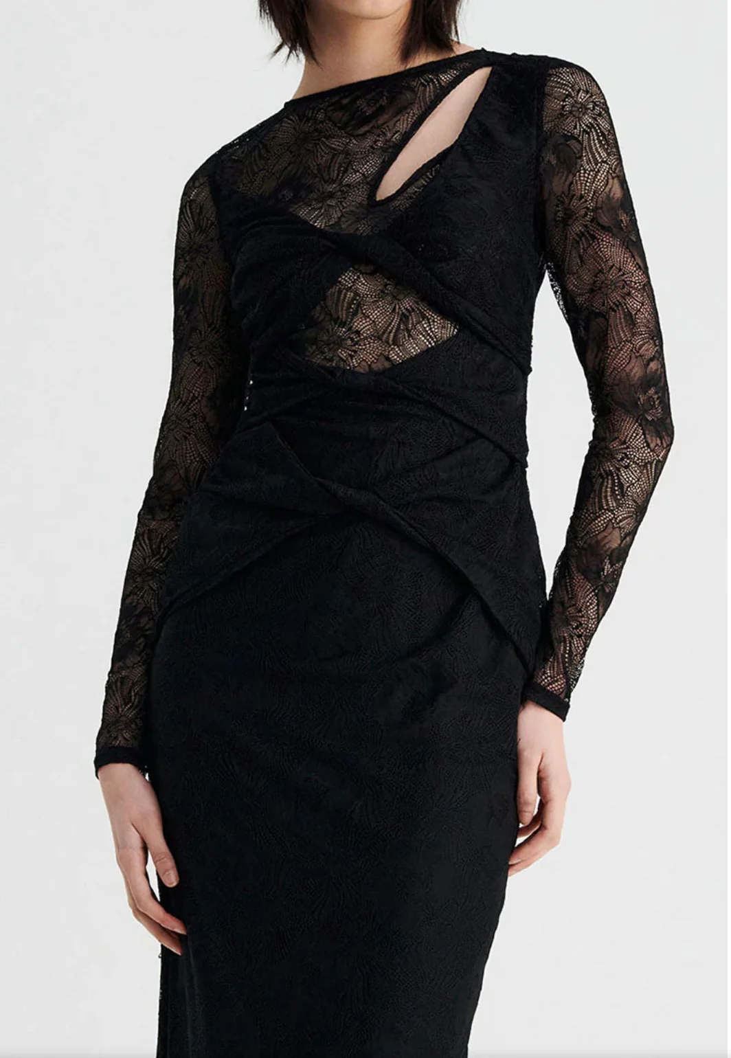 Gemini Long Sleeve Twist Front Lace Maxi Dress - Image 4