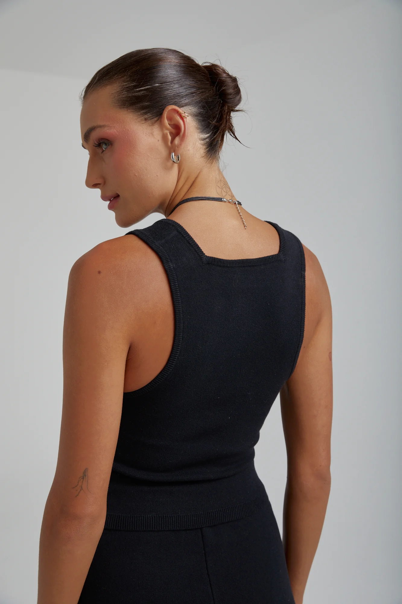 Knit Tank BLACK - Image 7