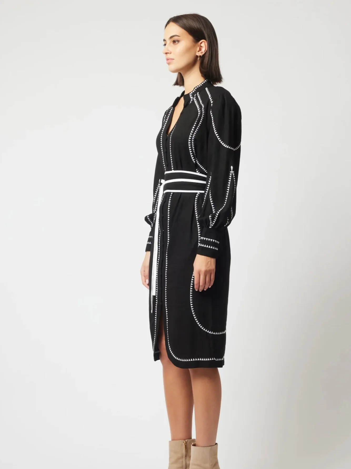 Meridian Embroidered Linen Viscose Dress - Image 3
