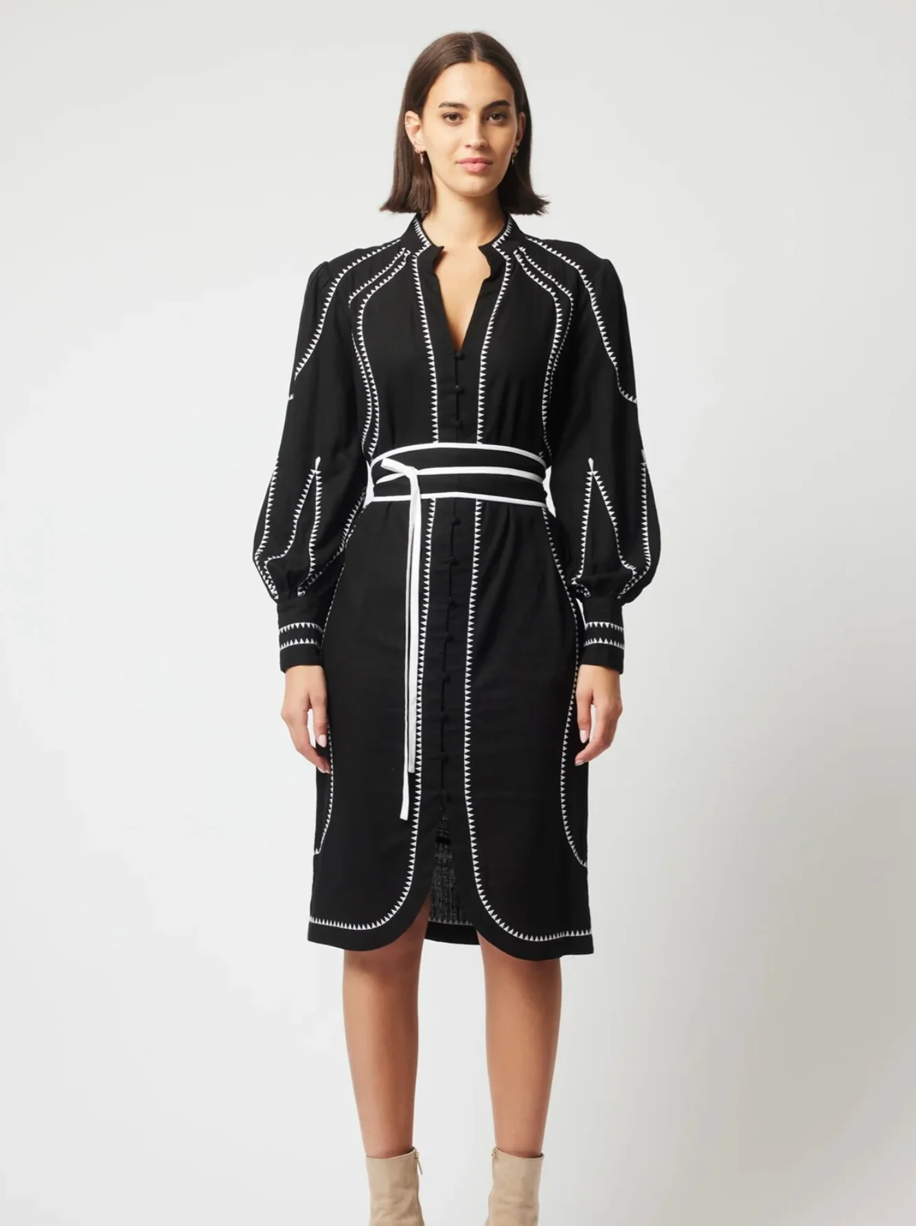 Meridian Embroidered Linen Viscose Dress - Image 4
