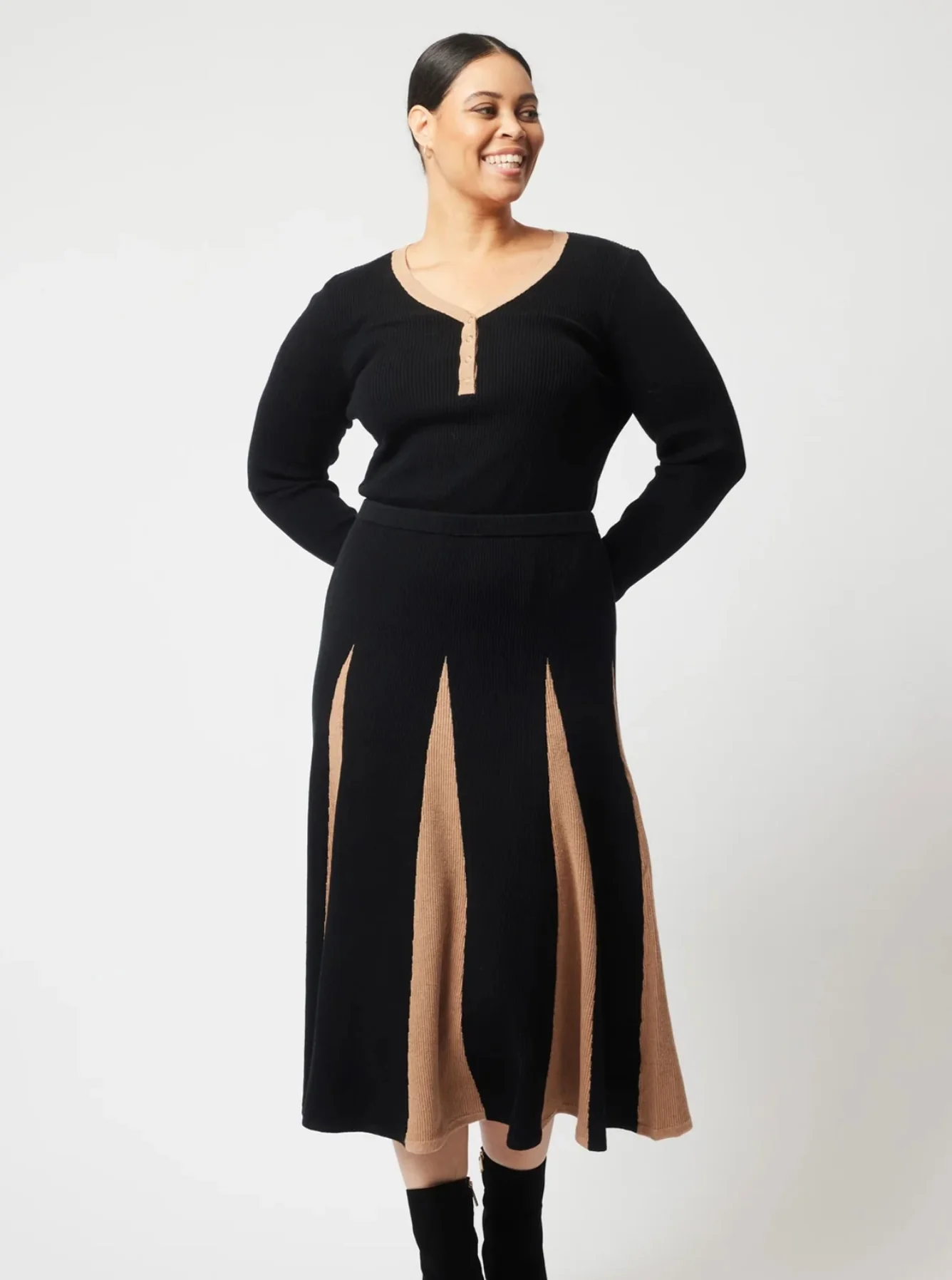 Nova Merino Wool Knit Top BLACK / HUSK - Image 6
