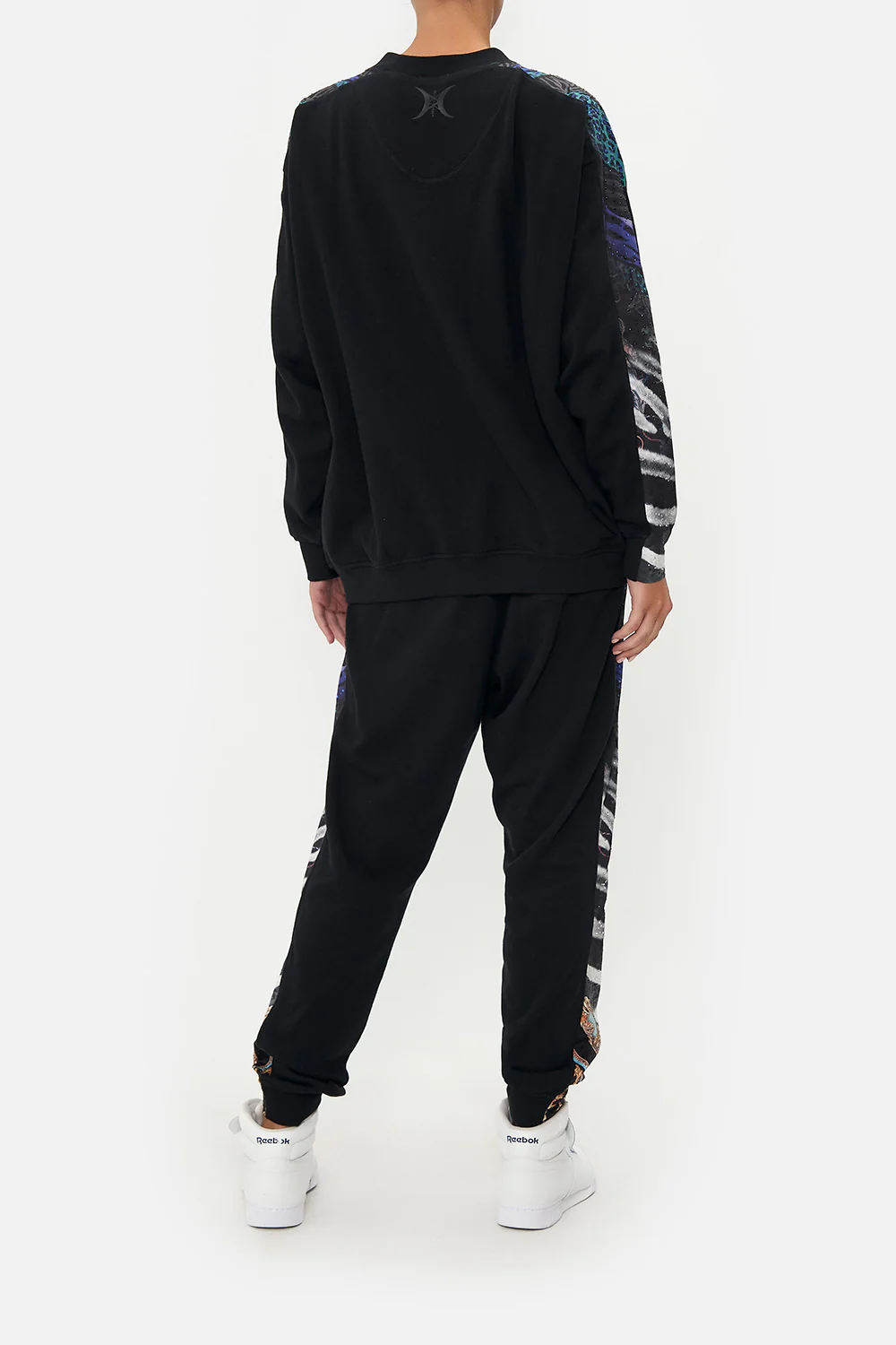 Oversized Sweat with Contrast Stripe - Got Grace - Image 4