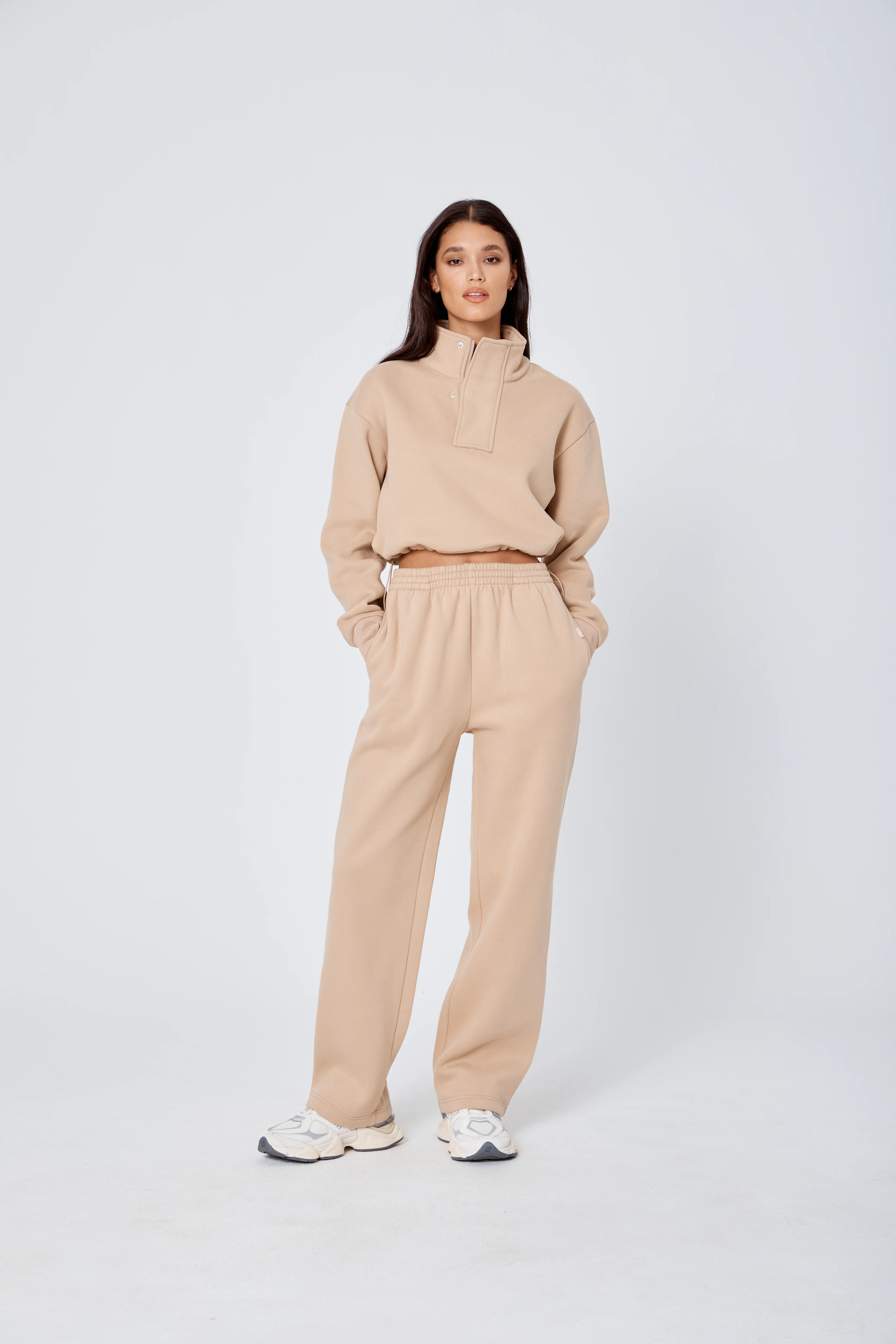 The Straight Leg Track Pant SAND - Image 3